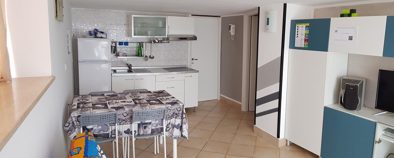 Beckye Apartamento Terracina Exterior foto