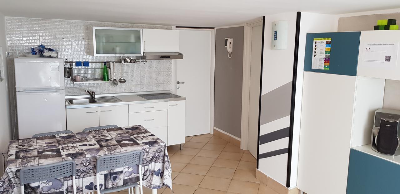 Beckye Apartamento Terracina Exterior foto