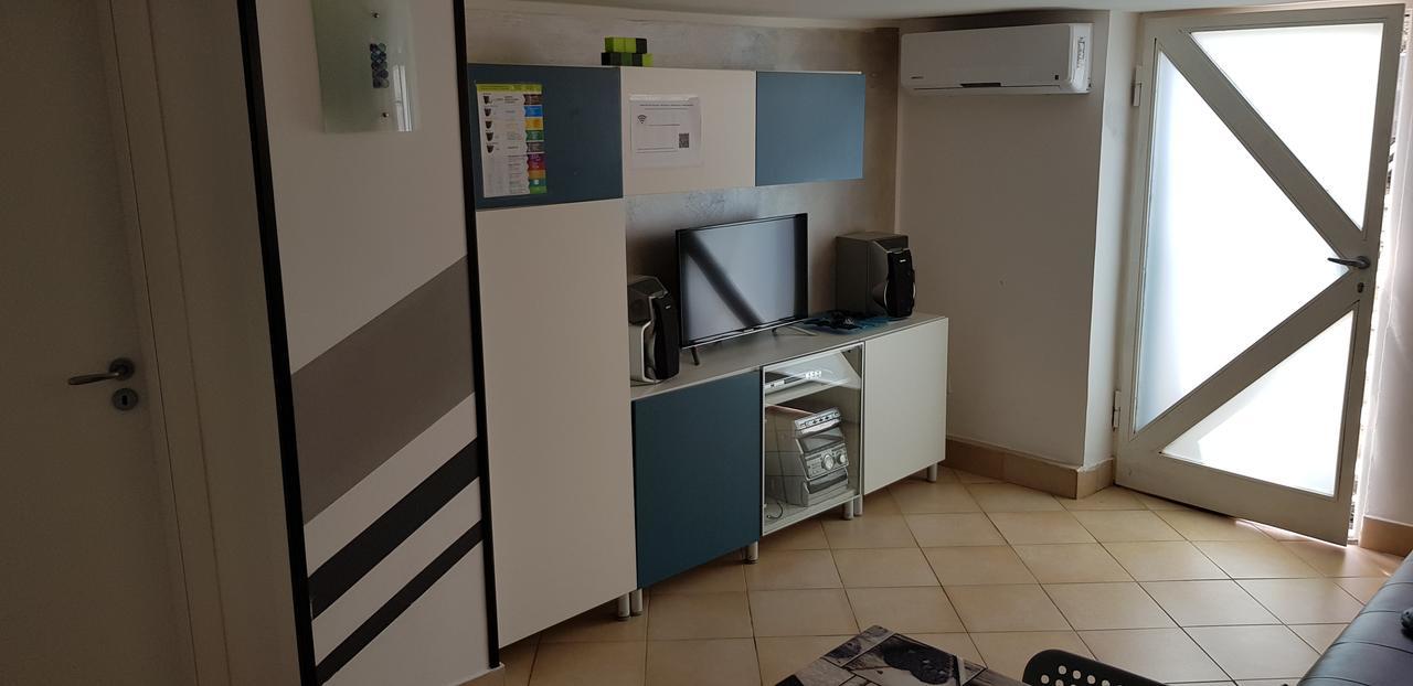 Beckye Apartamento Terracina Exterior foto