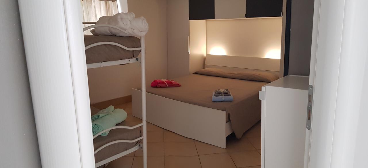 Beckye Apartamento Terracina Exterior foto